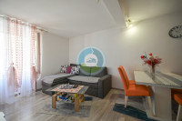 NOVIGRAD CENTAR!!! Stan na 1. katu zgrade