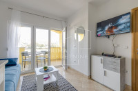 Karigador, dva apartmana 33 m2 + 32 m2 s vrtom i parkirnim mjestom