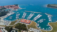 Novigrad - građevinsko zemljište 500 od mora!