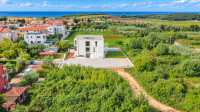 Novigrad– lijepo pravilno zemljište s potencijalom!