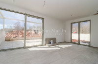 Novigrad, okolica-Predivan stan u prizemlju 300 m od mora