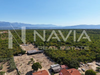 NOVIGRAD, PALJUV, GRAĐEVINSKO ZEMLJIŠTE 910 m2