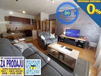 NOVIJI TROSOBAN 61,39m2! CENTRALNO GRADSKO GRIJANJE! BLIZINA KAMPUSA!