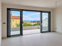 Novogradnja, 98 m2 sa pogledom na more!