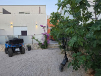 NOVOGRADNJA, dvosobni apartman u prizemlju sa dvorištem