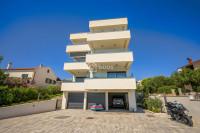 Novogradnja penthouse sa dvije spavaće sobe i panoramskim pogledom na