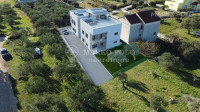 STAN 78 m2 + garaža 20m2  + krovna Terasa 60m2
