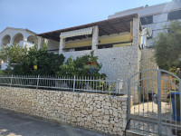 Obiteljska kuća 40 metara od mora, Loljinica, Rogoznica