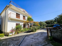 Obiteljska kuća za adaptaciju 223m2, Rogoznica