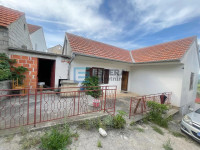 Obiteljska kuća PRODAJA, Vukšić, Benkovac 95.000 €