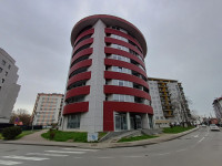 Odličan poslovni prostor: Zagreb (Sigečica), uredski, 243 m2 + 11 GPM