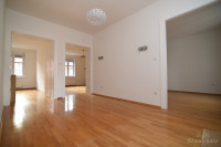 Odličan uredski prostor Trg Žrtava Fašizma, zakup, 4prostorije, Zagreb