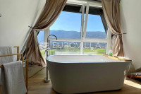 Ogulin, Zagorje, kuća 350 m2, novouređena