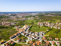 Okolica Pule, 140.00 m2 2stana Bazen