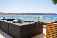 Okolica Zadra, Ljubač - impresivna vila uz plažu