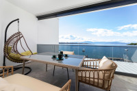 Omišalj, Apartman uz more s krovnom terasom 77m2 + 75m2 krovna terasa