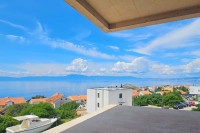 OMIŠALJ - Dvosobni apartman s panoramskim pogledom na more