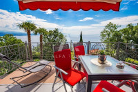 Opatija,apartman na prvom katu s predivnim pogledom na more!! ID 327
