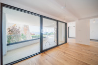 Opatija, centar, trosobni stan, 101,36 m2, jacuzzi