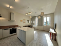 Opatija, centar, dvosobni stan, 46,21 m², pogled na more