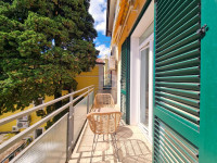 OPATIJA,CENTAR- stan s 2 balkona, blizu mora