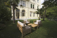 OPATIJA, CENTAR - unikatna nekretnina za najam prvi red do mora s izla