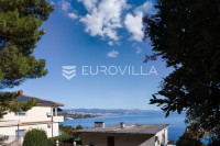 Opatija, dvosobni klasični stan za adaptaciju, 1. kat, 50,40 m²