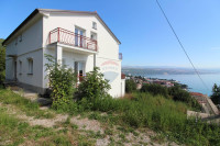 OPATIJA- kuća sa panoramskim pogledom na čitavi Kvarner, okućnica, vel