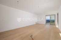 Opatija, moderan trosoban stan 119 m² u novogradnji