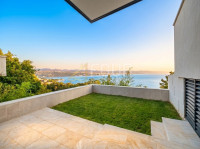 Opatija, novogradnja, 1s+db, okućnica, pogled na more