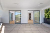 Opatija, novogradnja, 261.39m2, parking u garaži, pet balkona
