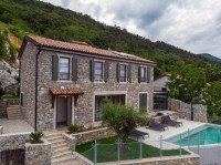 OPATIJA, POLJANE - PREDIVNA VILA S OTVORENIM POGLEDOM!