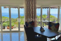 Opatija, Poljane, villa s 5 stambenih jedinica i pogledom na more