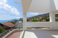 Opatija Privé, ekskluzivan četverosoban stan 138 m², bazen, teretana
