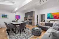 OPATIJA - CENTAR, stan od 74.22 m2, 2S+DB, prvi red do mora! (prodaja)