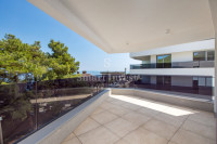 OPATIJA, stan 2S+DB s pogledom na more u novogradnji s bazenom (S2)