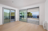 OPATIJA, stan 2S+DB s pogledom na more u novogradnji s bazenom (S2)