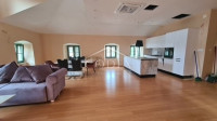 Opatija - stan u povijesnoj vili u samom centru, s pogledom na more