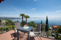 OPATIJA, STAN NA PRVOM KATU S POGLEDOM NA MORE