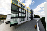 Opatija, trosobni stan na trećem katu, NKP 94 m2, garaža