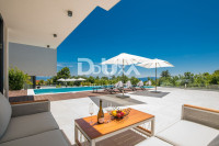 Opatija, Veprinac, vila 309 m², panoramski pogled na more