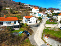 OPATIJA ZALEĐE - BREGI - POGLED NA MORE – INVESTICIJA I DOM U JEDNOM
