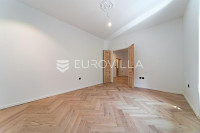 Osijek, Centar, prodaje se uređen stan površine 69 m²