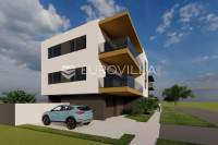 Osijek, Donji Grad, prodaje se četverosoban stan uz Dravu