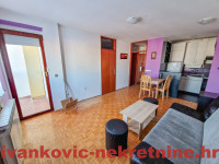 OSIJEK, DVOSOBAN STAN, JUG 1, NISKE REŽIJE, BLIZINA KAMPUSA - NAJAM