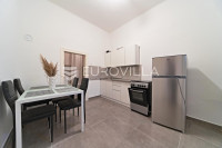 Osijek, Gornji grad, prodaje se uređen stan površine 35 m²
