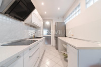 Osijek, uži centar grada, iznajmljuje se 3 soban stan, 52 m², 2. kat