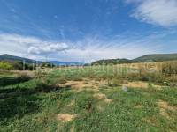 OTOČAC - Poljoprivredno zemljište 3065 m² kod Ribića