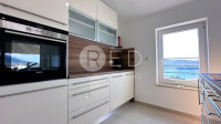 Otok Cres, Cres - dvoetažni stan, 4S+2DB, 193 m2