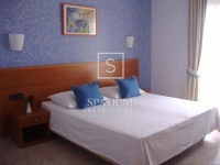 OTOK CRES, HOTEL NA ATRAKTIVNOJ LOKACIJI